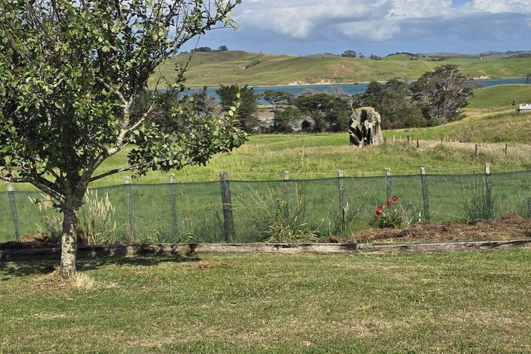 Photo of property in 354 Linton Road, Maungaturoto, 0583