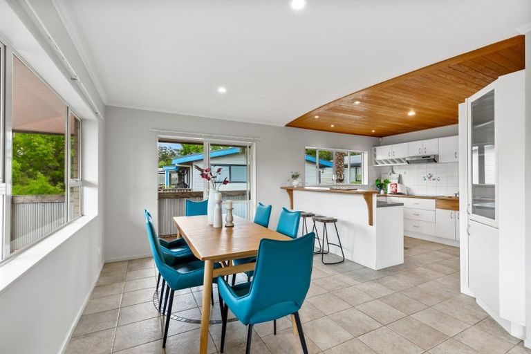 Photo of property in 6 Donald Street, Stanmore Bay, Whangaparaoa, 0932