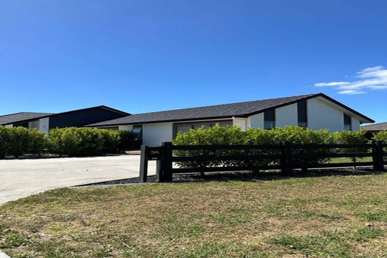 Photo of property in 3 Riverhead Point Drive, Riverhead, 0820