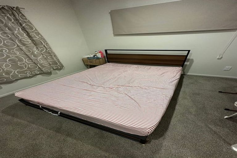 Photo of property in 1119e High Street, Taita, Lower Hutt, 5011