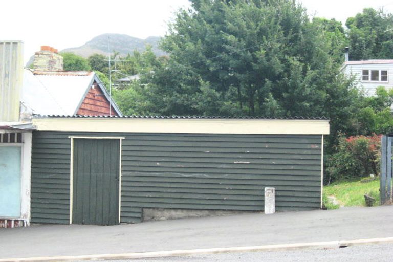 Photo of property in 67 Oxford Street, Lyttelton, 8082