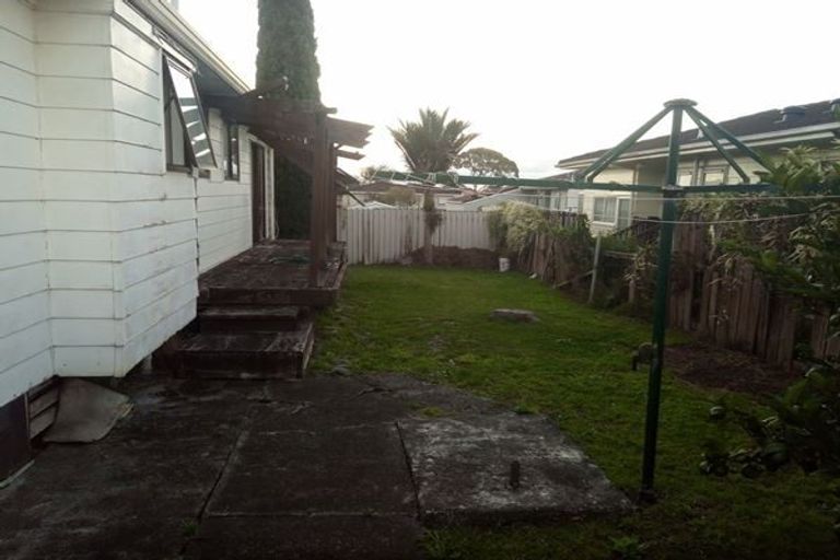 Photo of property in 2/19 Dunstan Place, Otara, Auckland, 2023