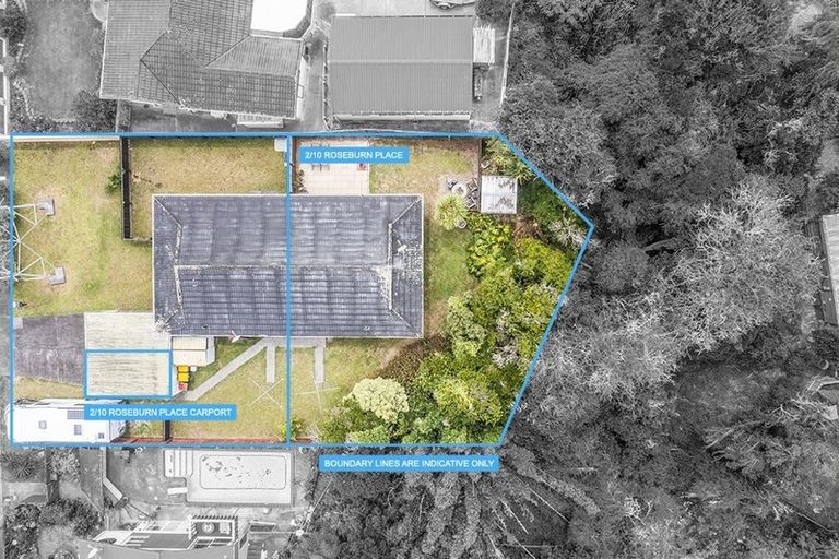 Photo of property in 2/10 Roseburn Place, Pakuranga, Auckland, 2010