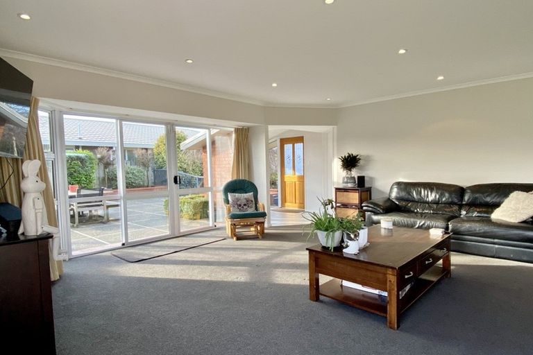 Photo of property in 45 Vogel Place, Waikiwi, Invercargill, 9810