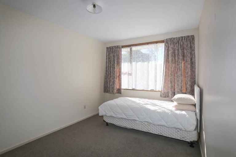 Photo of property in 2/4 Quinton Place, Bishopdale, Christchurch, 8053