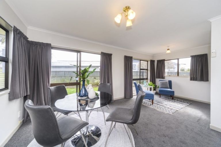 Photo of property in 7a Marama Crescent, Palmerston North, 4414
