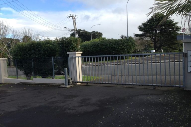 Photo of property in 3/4 Meadow Street, Mount Wellington, Auckland, 1062