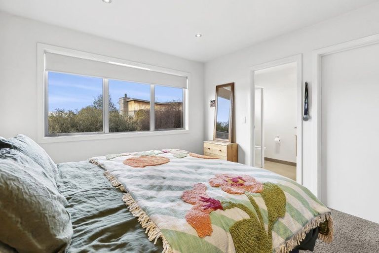 Photo of property in 2b Pebble Lane, Wanaka, 9305