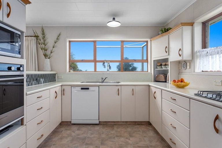 Photo of property in 66 Pakeha Street, Matata, Whakatane, 3194