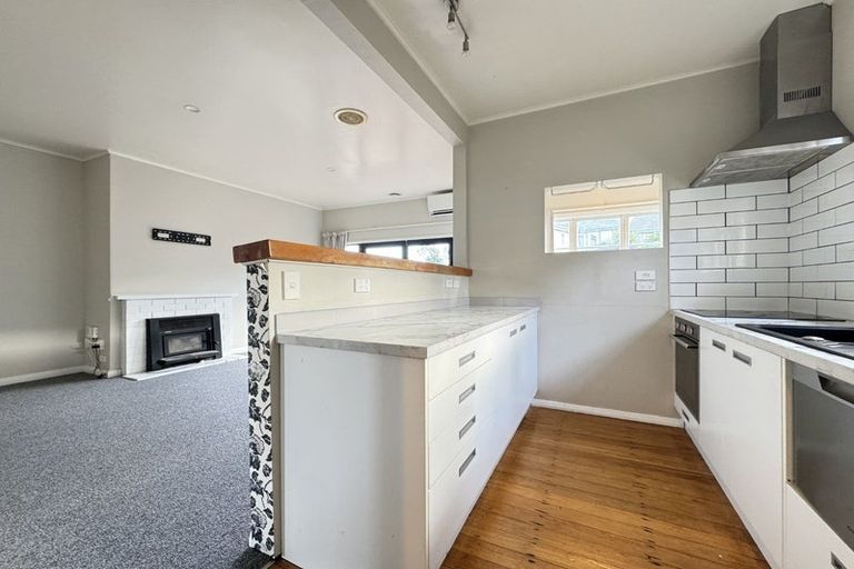 Photo of property in 27 Benares Street, Khandallah, Wellington, 6035