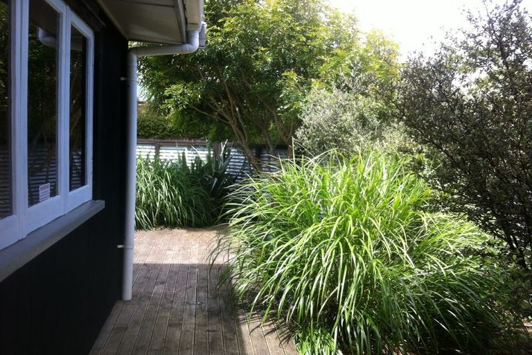 Photo of property in 57 Wainui Road, Raglan, 3225