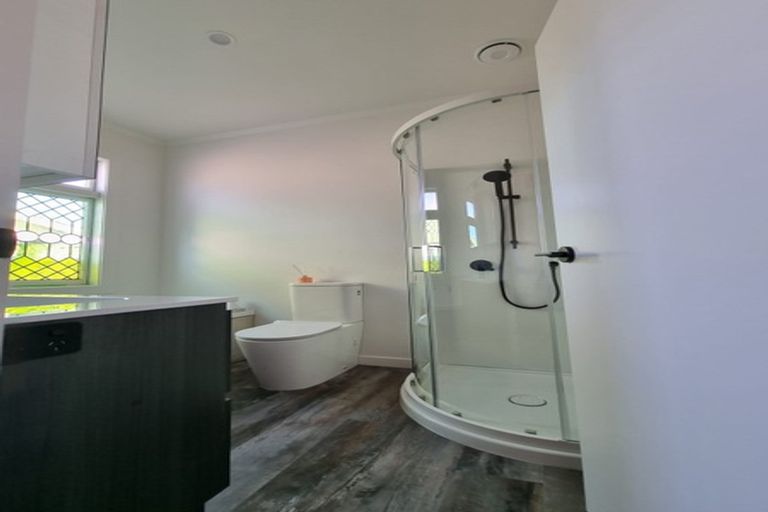 Photo of property in 55 Parris Street, Waitara, 4320