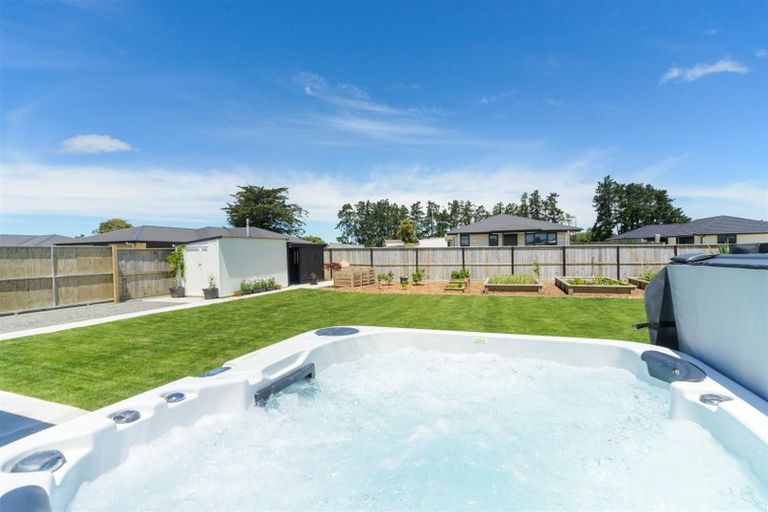 Photo of property in 19 George Street, Bulls, 4818