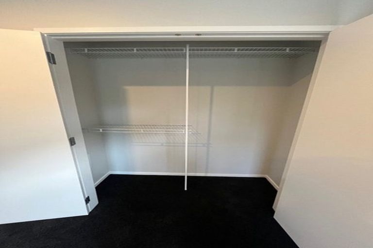 Photo of property in 8 Kumerahou Street, Kumeu, 0810