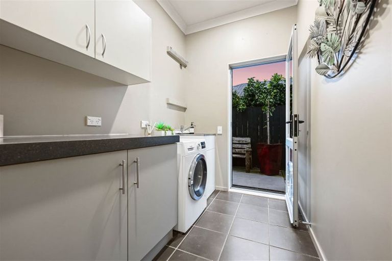 Photo of property in 94 Rototuna Road, Rototuna, Hamilton, 3210