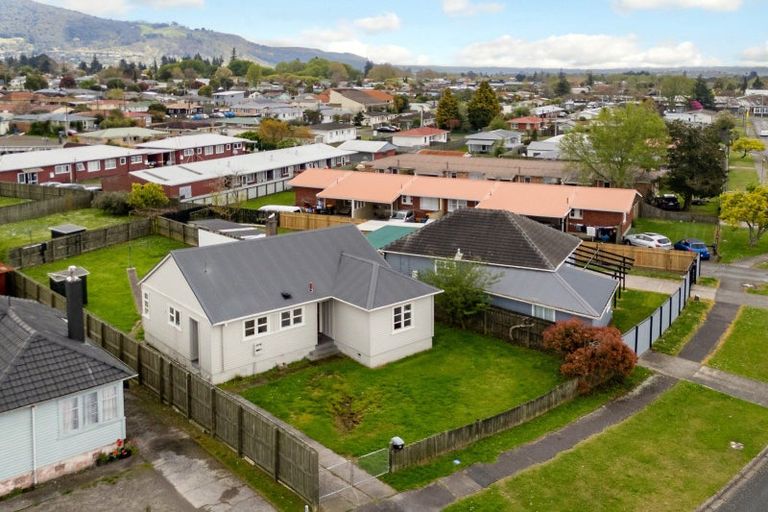 Photo of property in 21 Miller Street, Glenholme, Rotorua, 3010
