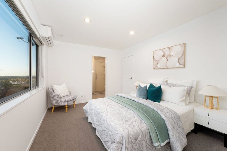 Photo of property in 9 Platinum Rise, Ranui, Auckland, 0612