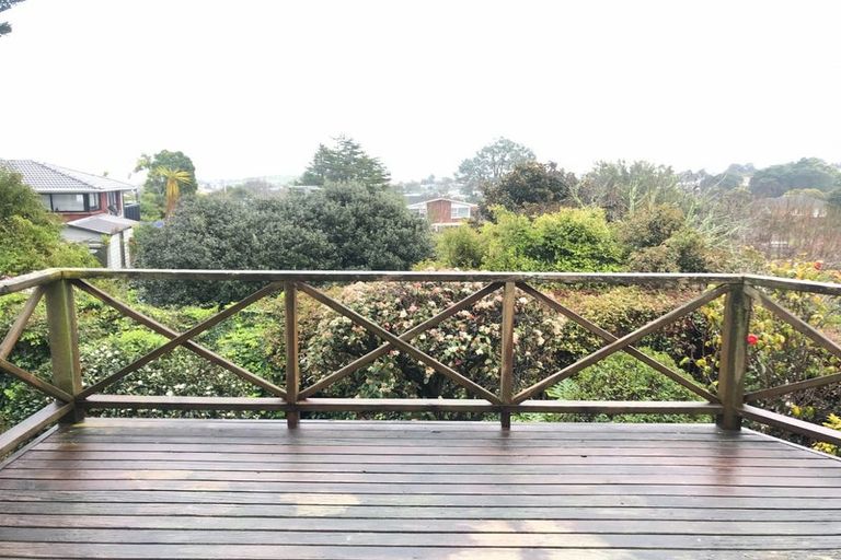 Photo of property in 2/117 Ridge Road, Howick, Auckland, 2014