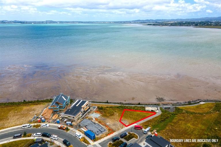 Photo of property in 6 Seawind Way, Hobsonville, 0616