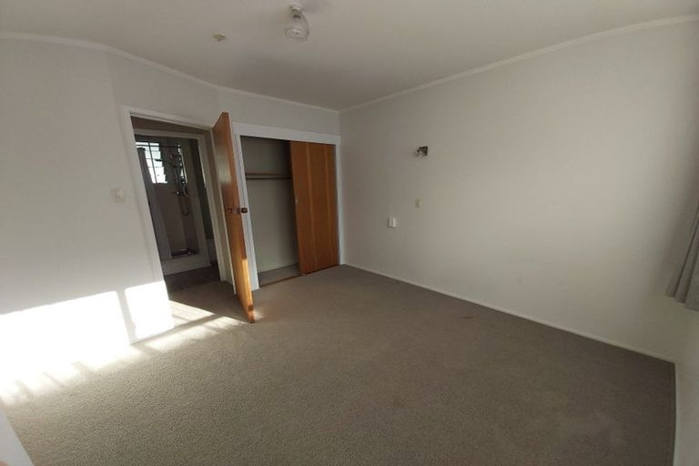 Photo of property in 8 Donald Street, Regent, Whangarei, 0112