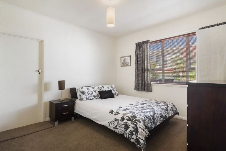 Photo of property in 2/39 Jutland Road, Hauraki, Auckland, 0622