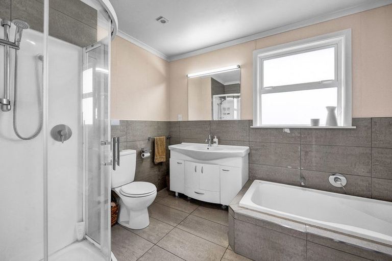 Photo of property in 48 Fantham Street, Hawera, 4610