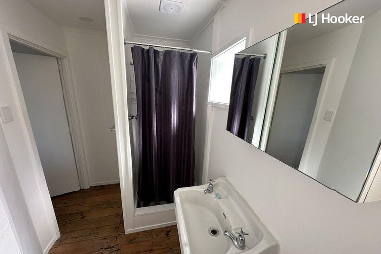 Photo of property in 1 Macnee Street, Mornington, Dunedin, 9011