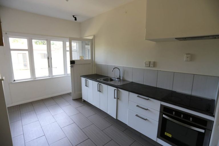 Photo of property in 75 Hinau Street, Riccarton, Christchurch, 8041