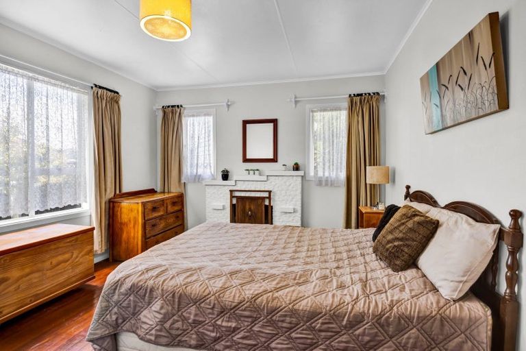 Photo of property in 14 List Street, Welbourn, New Plymouth, 4310