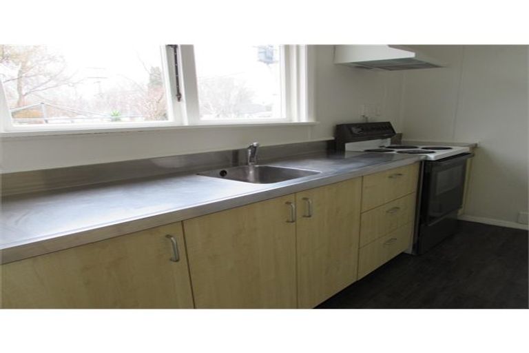 Photo of property in 21 Rimutaka Street, Paraparaumu, 5032