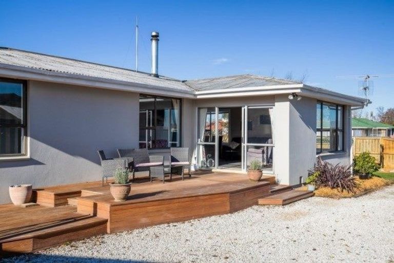 Photo of property in 14 Palmer Street, Rangiora, 7400