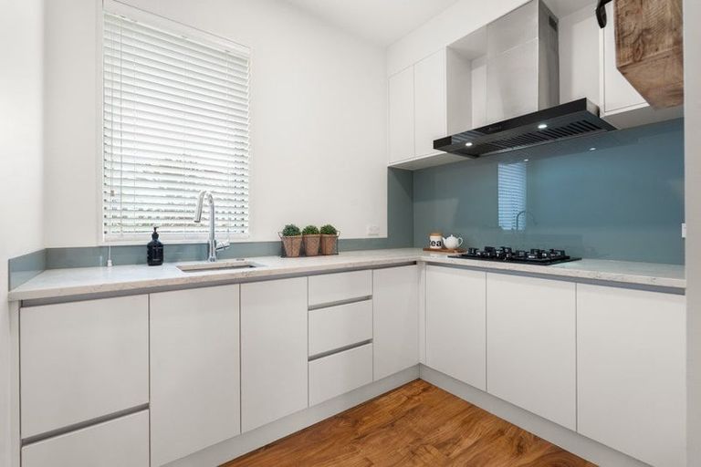 Photo of property in 94 Pohutukawa Parade, Riverhead, 0820