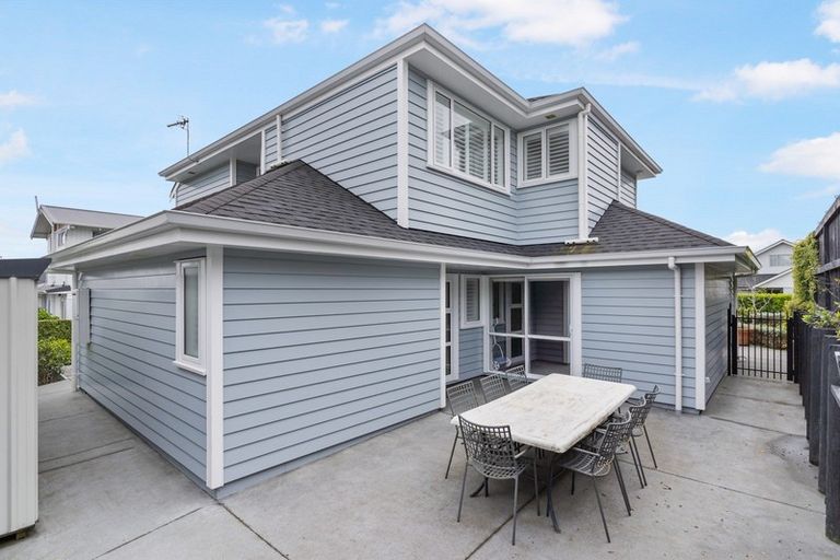 Photo of property in 2 Gibraltar Street, Howick, Auckland, 2014