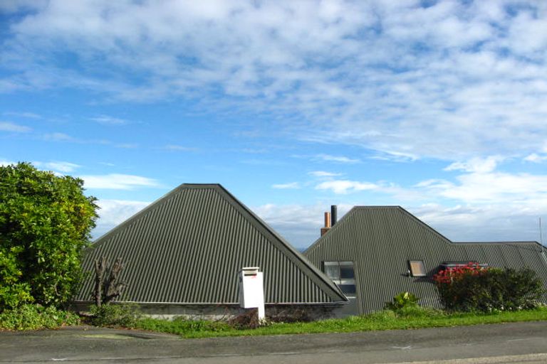 Photo of property in 24 Westenra Terrace, Cashmere, Christchurch, 8022