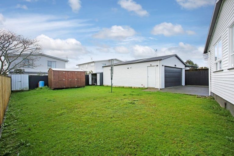 Photo of property in 3 Olive Crescent, Papatoetoe, Auckland, 2025