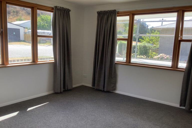Photo of property in 6 Smith Street, Roxburgh, 9500