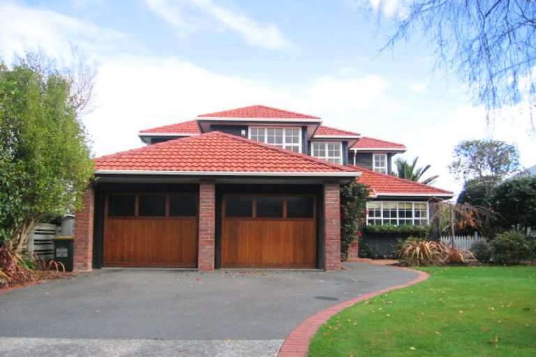 Photo of property in 17 Matai Street, Woburn, Lower Hutt, 5010