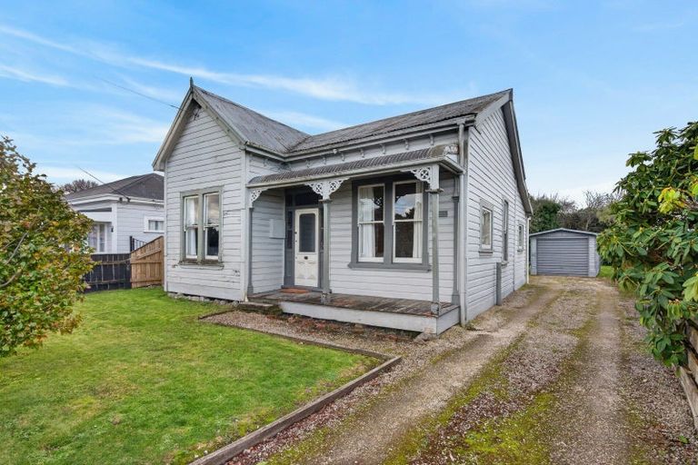 Photo of property in 106 Villa Street, Masterton, 5810