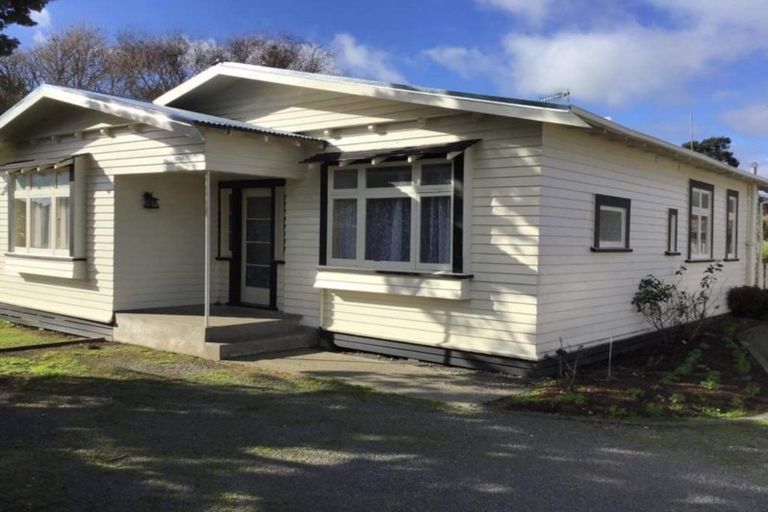 Photo of property in 378a Oxford Street, Levin, 5510
