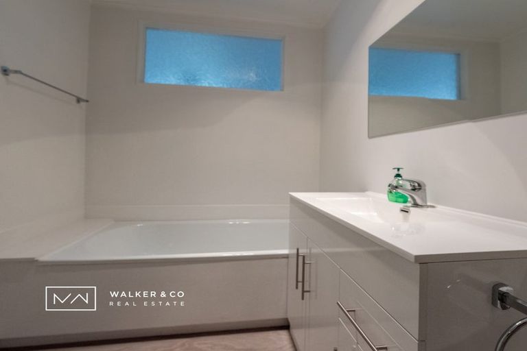 Photo of property in 4 Flavia Grove, Clouston Park, Upper Hutt, 5018