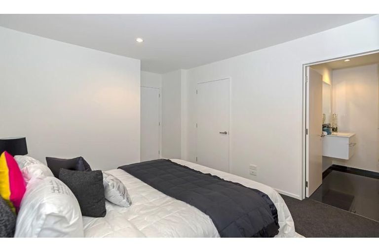 Photo of property in 1/39 Gallaghan Close, Wigram, Christchurch, 8042