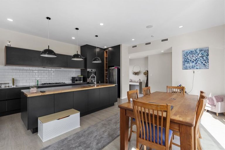 Photo of property in 42 Huarahi Pai Road, Huapai, Kumeu, 0810