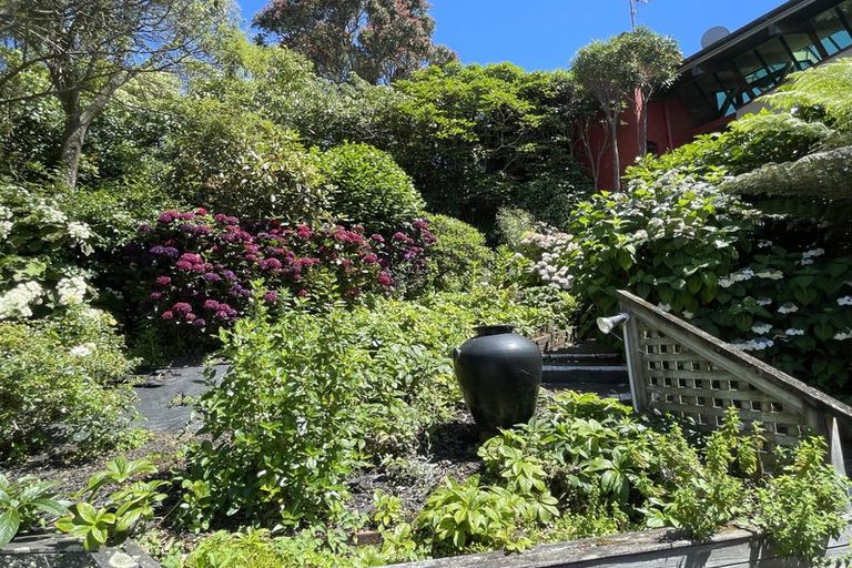 Photo of property in 16 Talavera Terrace, Kelburn, Wellington, 6012