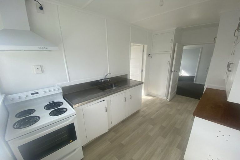 Photo of property in 9-11 Raleigh Street, Vogeltown, New Plymouth, 4310