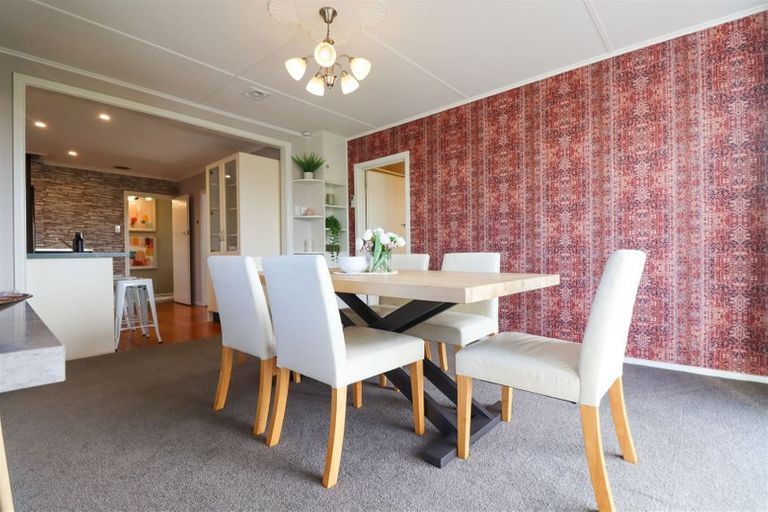 Photo of property in 22 Arrow Crescent, Holmes Hill, Oamaru, 9401