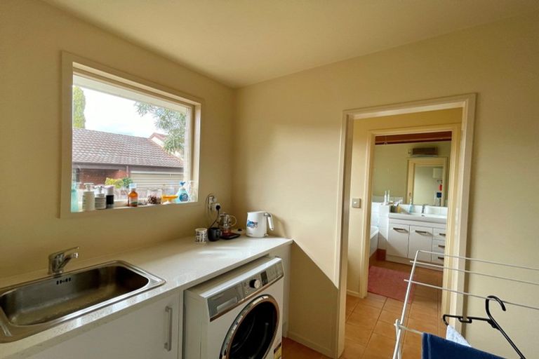 Photo of property in 17b Dalrye Place, Ilam, Christchurch, 8041