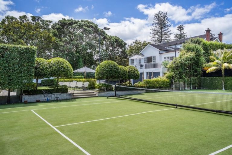 Photo of property in 10 Upland Road, Remuera, Auckland, 1050
