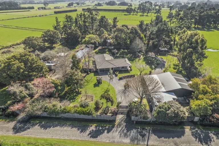 Photo of property in 71 Railway Road, Dalefield, Carterton, 5791