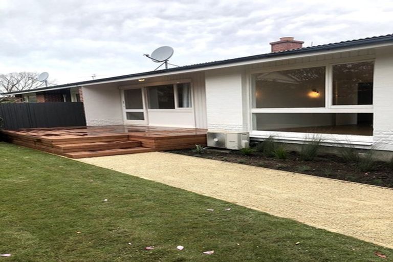 Photo of property in 1/28 Clyde Road, Upper Riccarton, Christchurch, 8041