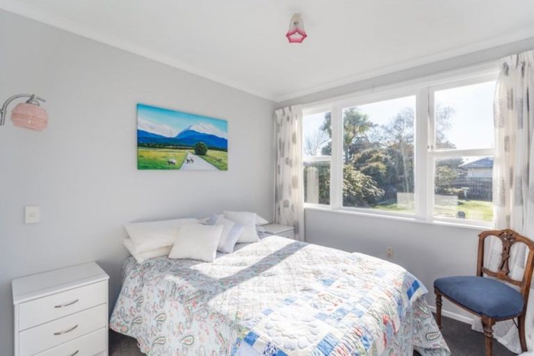 Photo of property in 16 Trafalgar Street, Levin, 5510